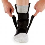 bioskin-enkelbrace-trilok-universeel-l-en-r (1)
